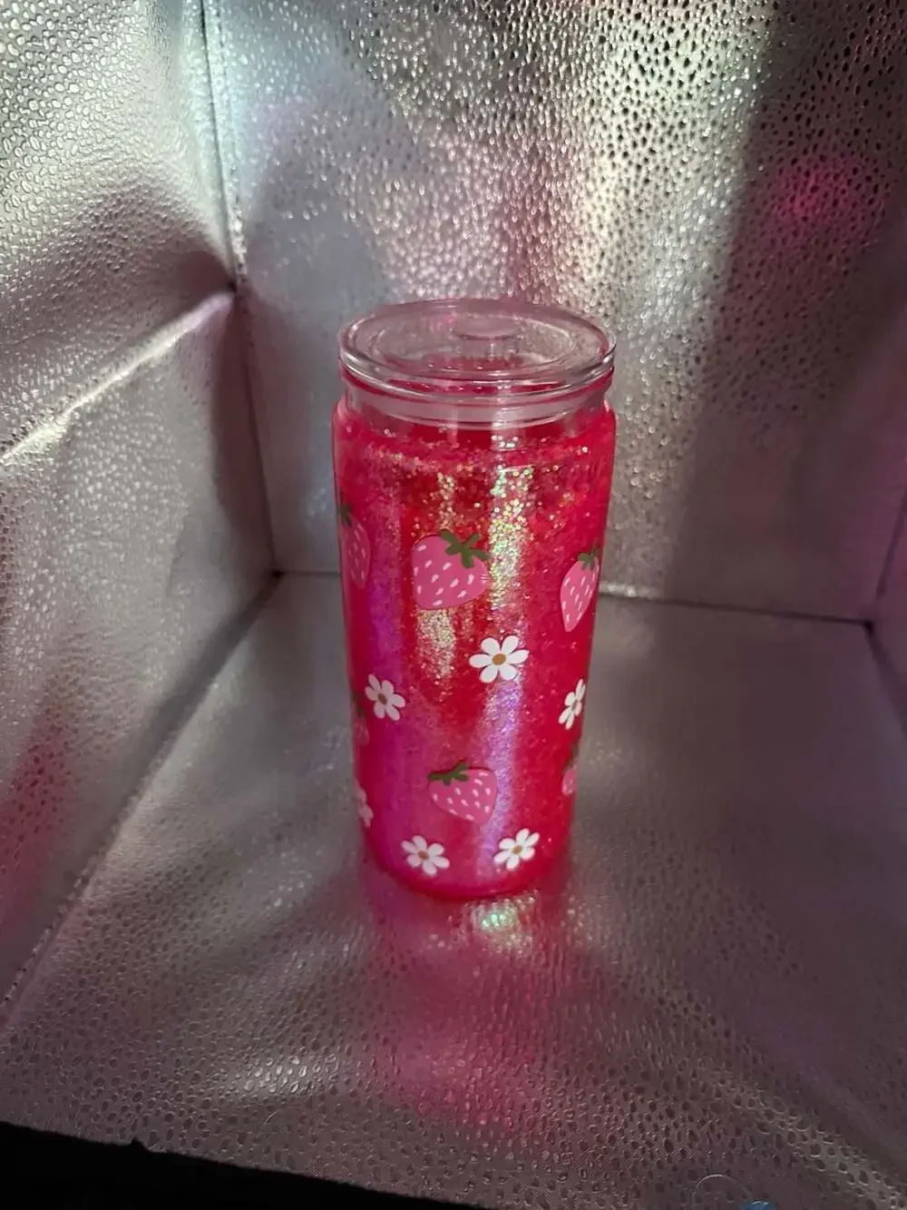 Handmade Strawberry and Daisy Liquid Glitter Snowglobe Tumbler